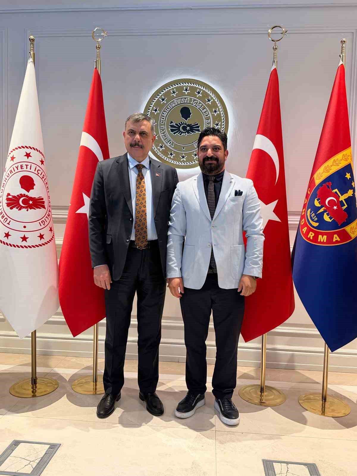 Roman toplumunun beklenti ve talepleri Bakanlık’ta ele alındı