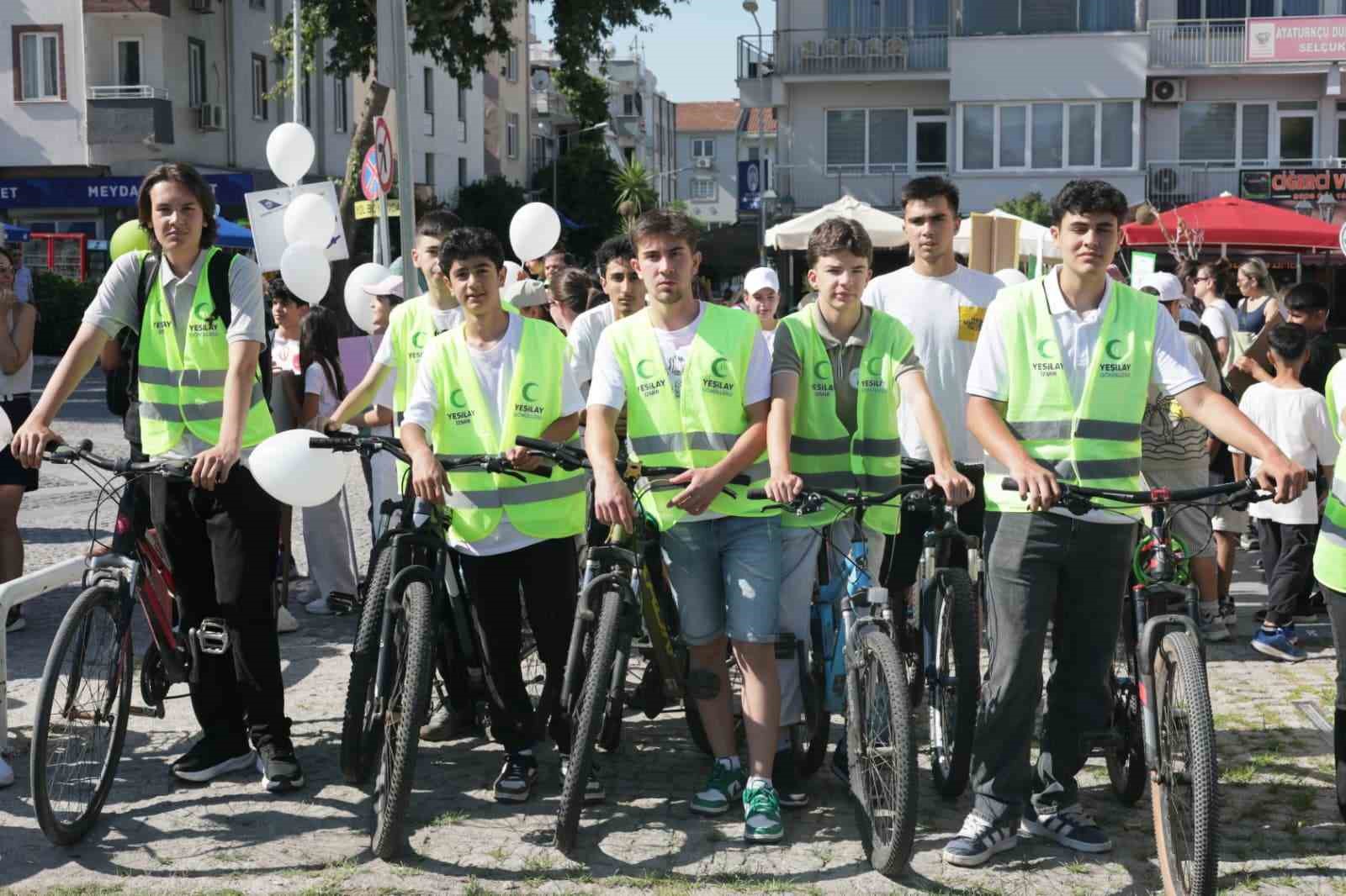 İzmir’de sağlıklı yaşam ve spor festivali coşkusu