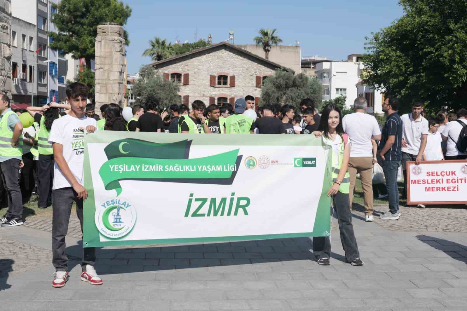 İzmir’de sağlıklı yaşam ve spor festivali coşkusu