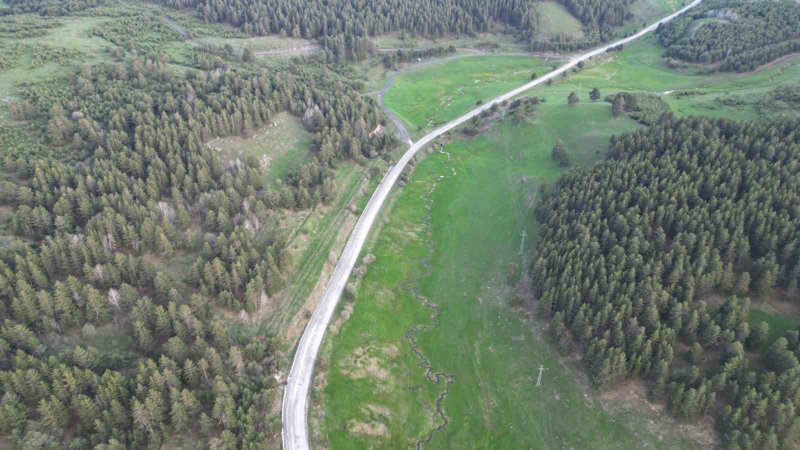 Kars’ta doğa şöleni: Karlı zirveler ve menderesler hayran bıraktı