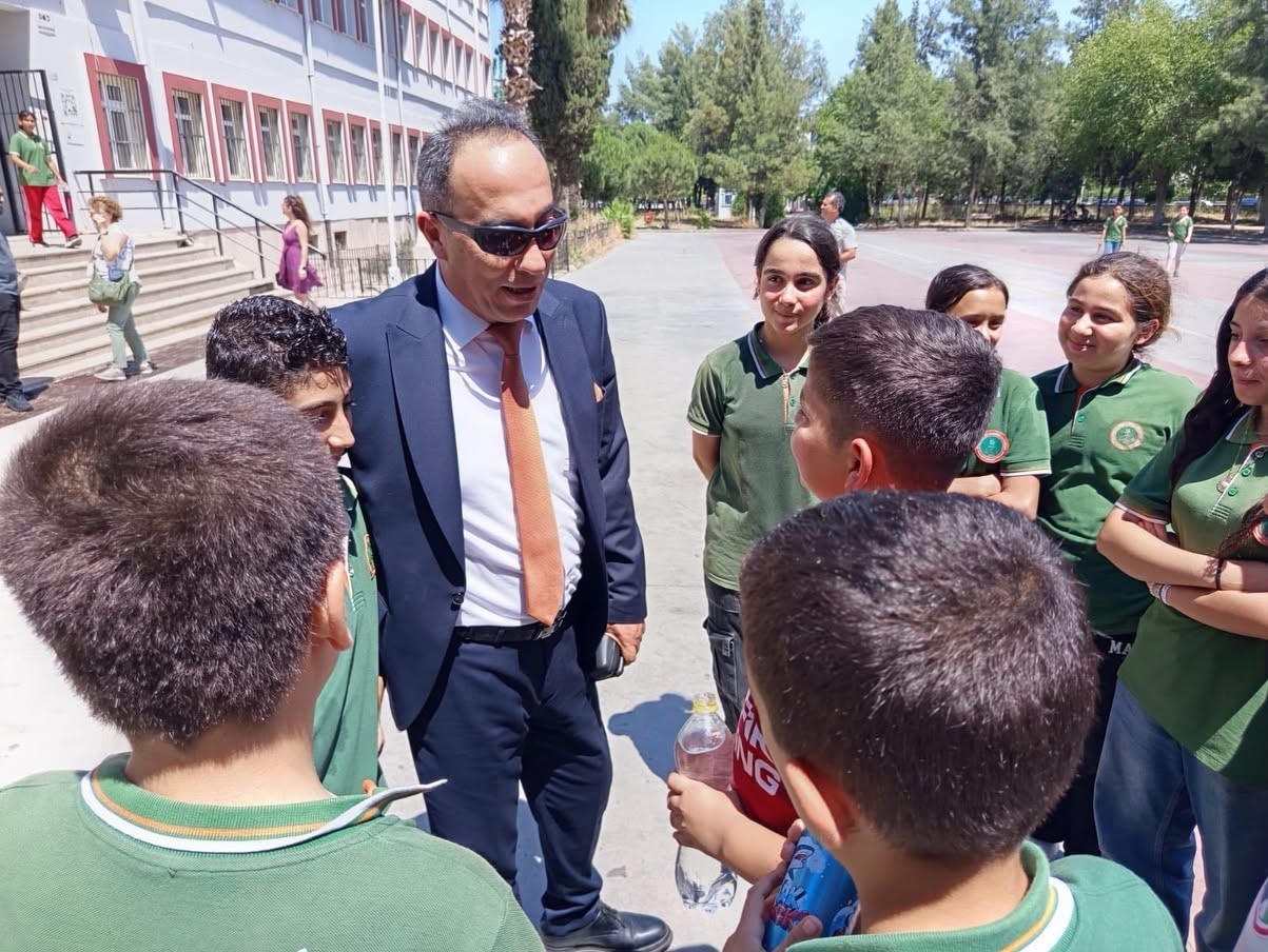 Efeler İlçe Milli Eğitim Müdürü Çomruk: "Hedefimiz değerlerine sahip çıkan nesiller yetiştirmek"