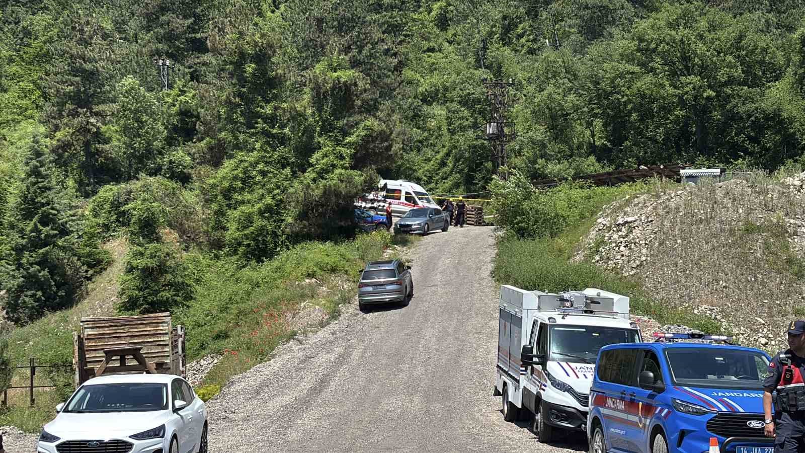 Maden ocağında hayatını kaybeden işçiyi çıkarma çalışmalarına yangın engeli
