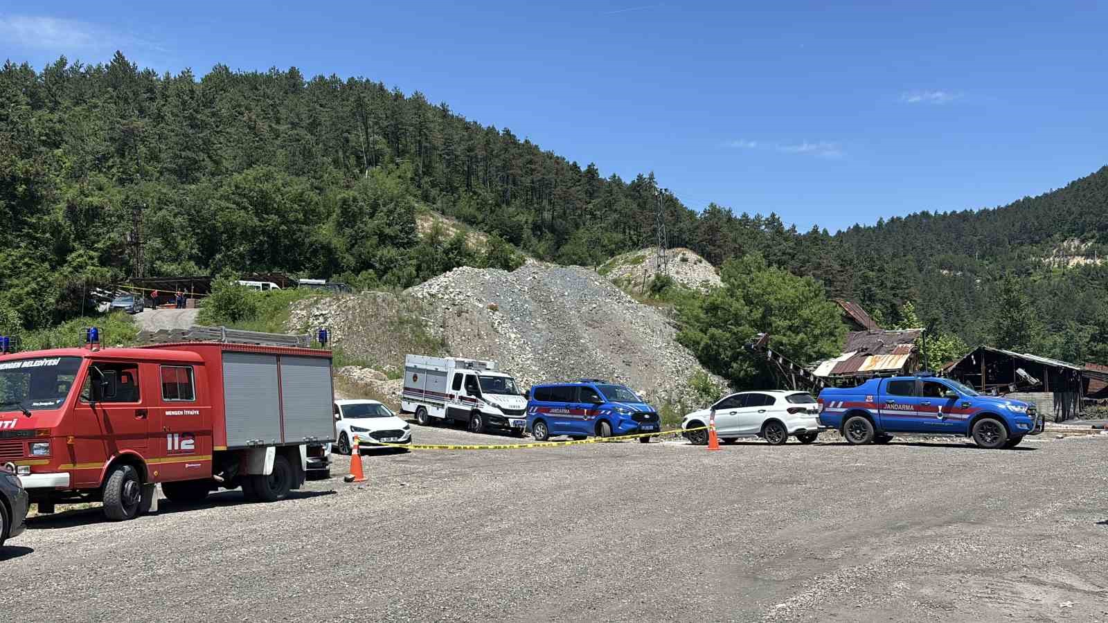 Maden ocağında hayatını kaybeden işçiyi çıkarma çalışmalarına yangın engeli