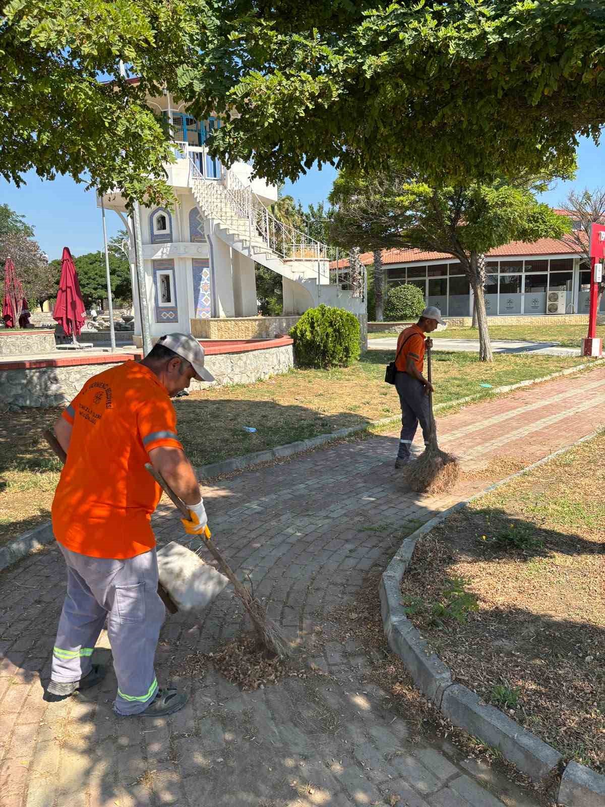 Başkan Zencirci sözünü tuttu işçiler ikramiyelerini aldı