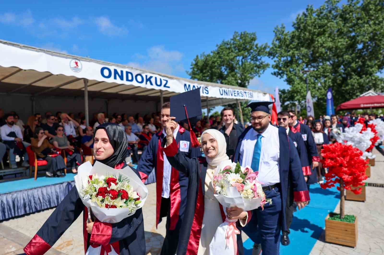 OMÜ Mühendislik Fakültesi mezunlarını geleceğe uğurladı