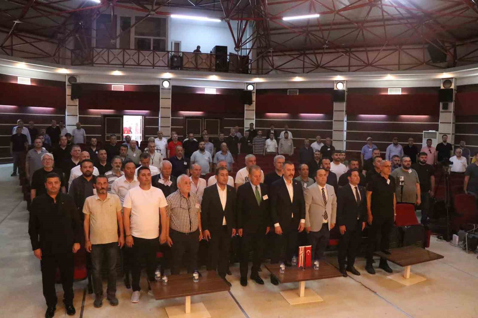 Boluspor’da Erdal Bayrak yeniden başkan seçildi