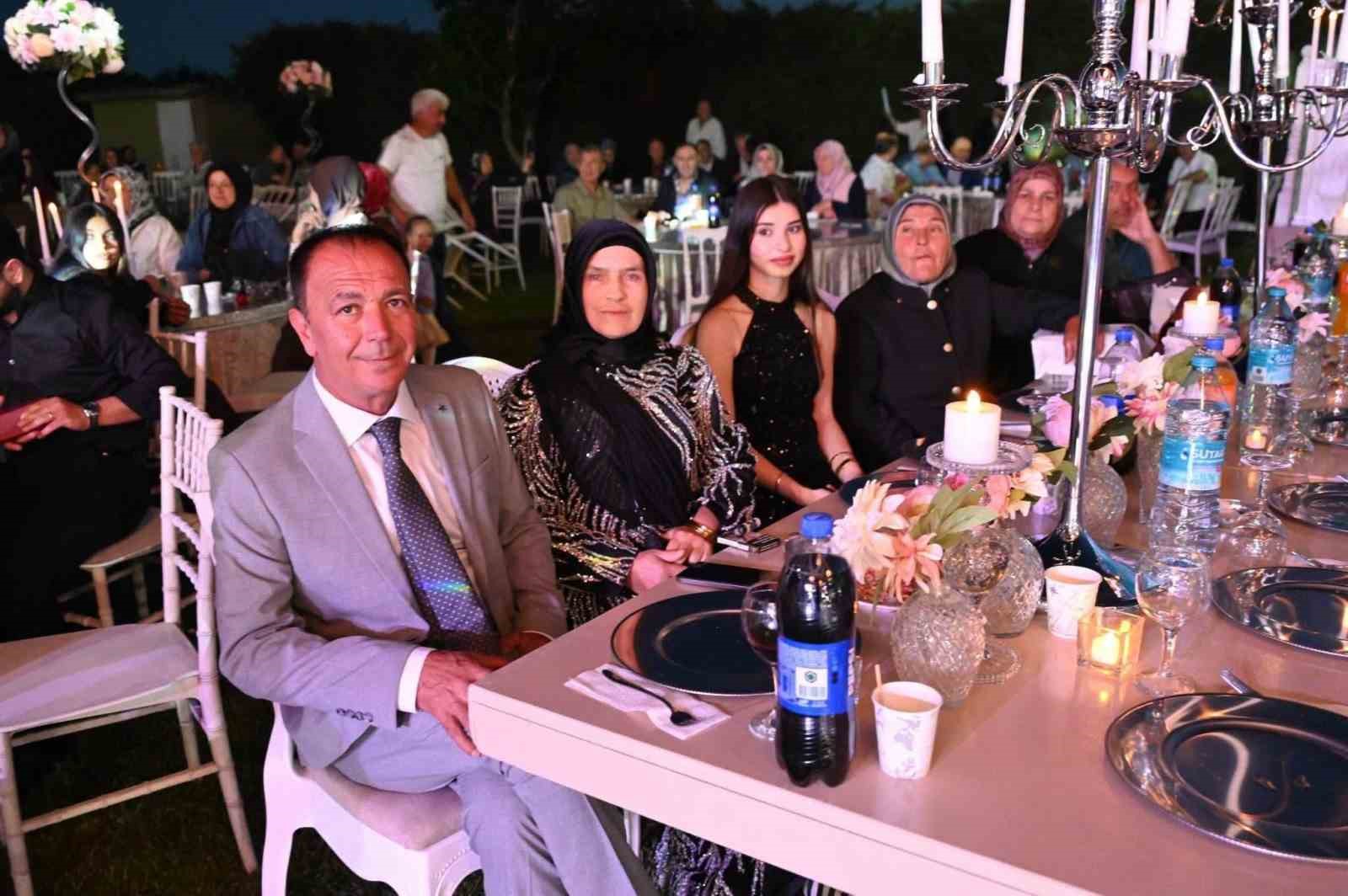 Burhaniye’de Emniyet Müdürünün mutlu günü