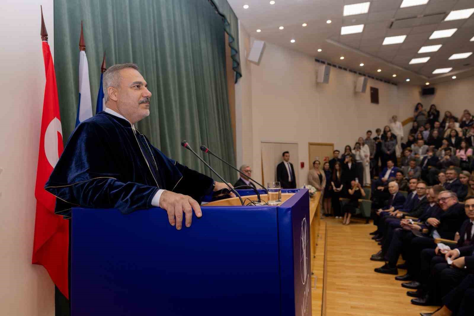 Bakan Fidan’a Moskova Devlet Uluslararası İlişkiler Enstitüsü’nden fahri doktora ünvanı