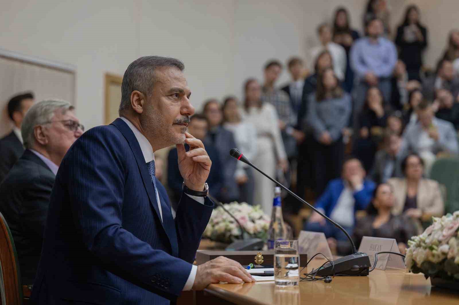 Bakan Fidan’a Moskova Devlet Uluslararası İlişkiler Enstitüsü’nden fahri doktora ünvanı