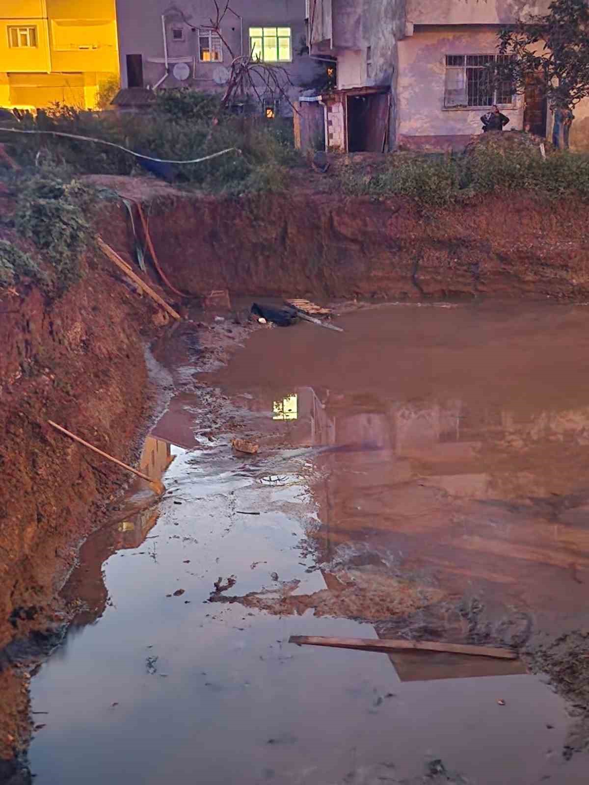 Elektrik akımına kapılan işçi hayatını kaybetti