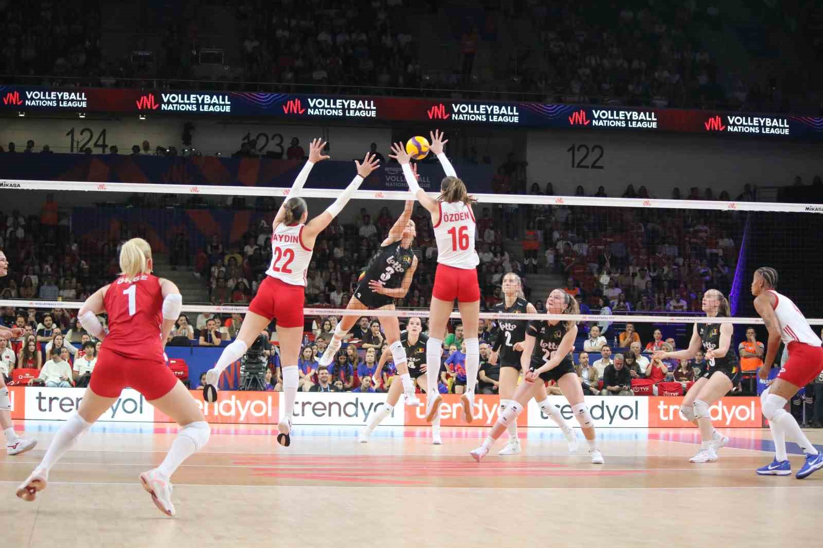 A Milli Kadın Voleybol Takımı, Belçika’yı 3-0 mağlup etti