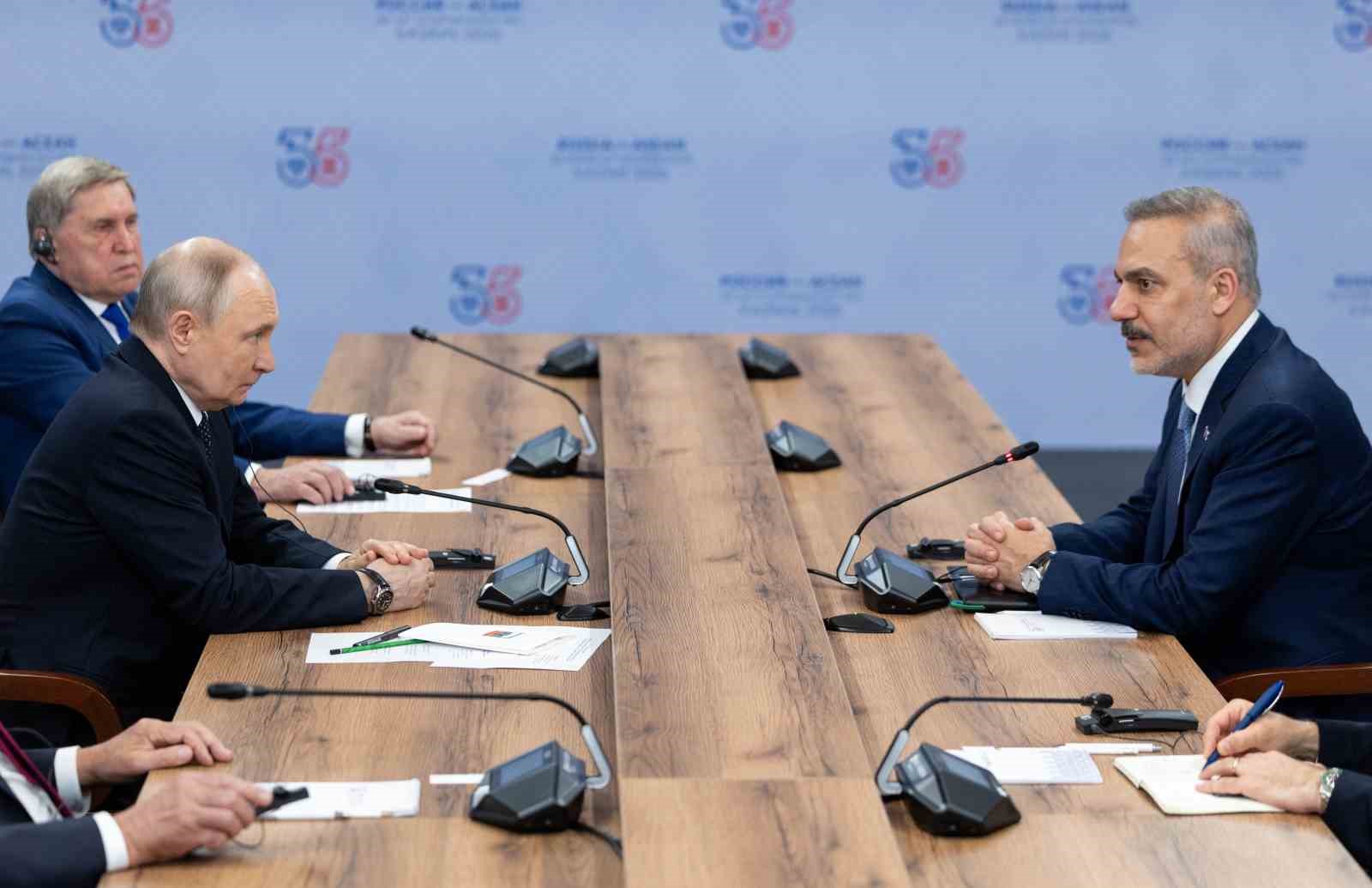 Bakan Fidan, Rusya Devlet Başkanı Putin ile görüştü