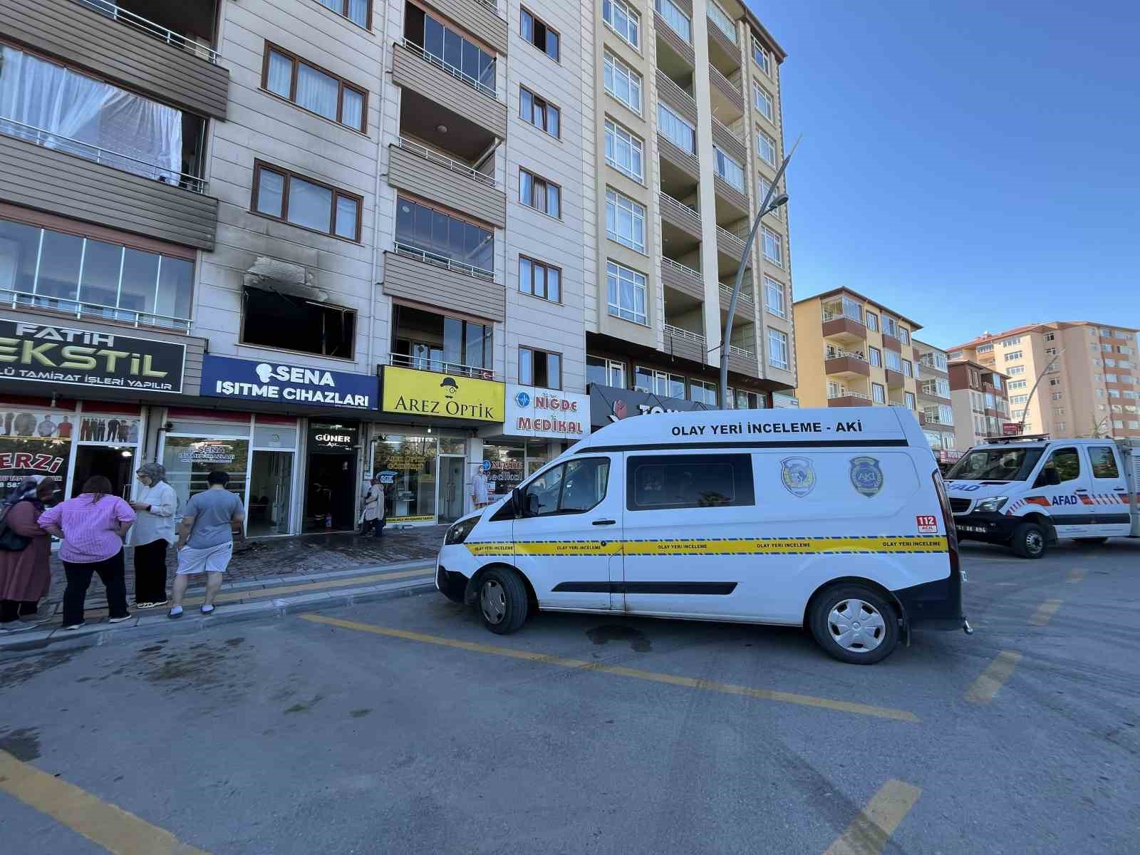 Niğde’de apartman dairesinde yangın