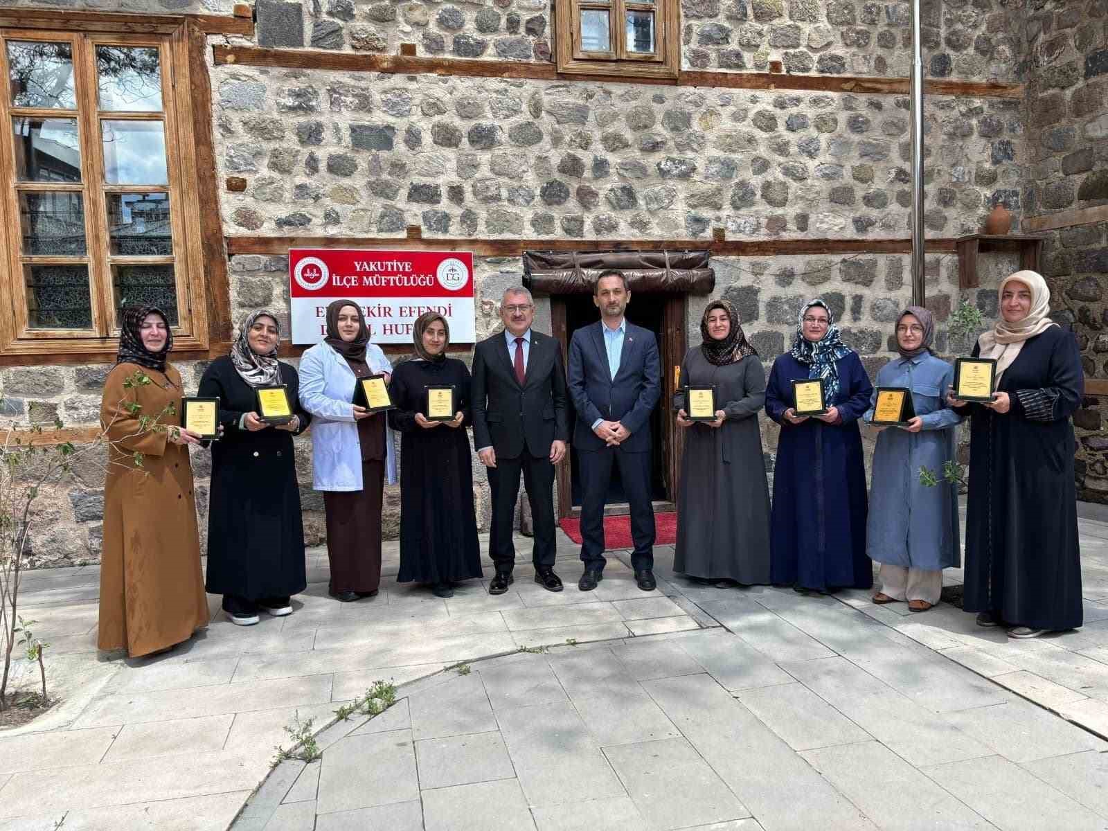 Ebubekir Efendi Daru’l Huffaz’ı da yıl sonu heyecanı