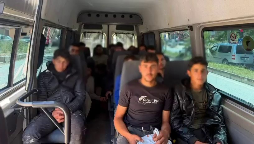 Göçmen kaçakçısı 2 organizatöre 401 bin TL ceza