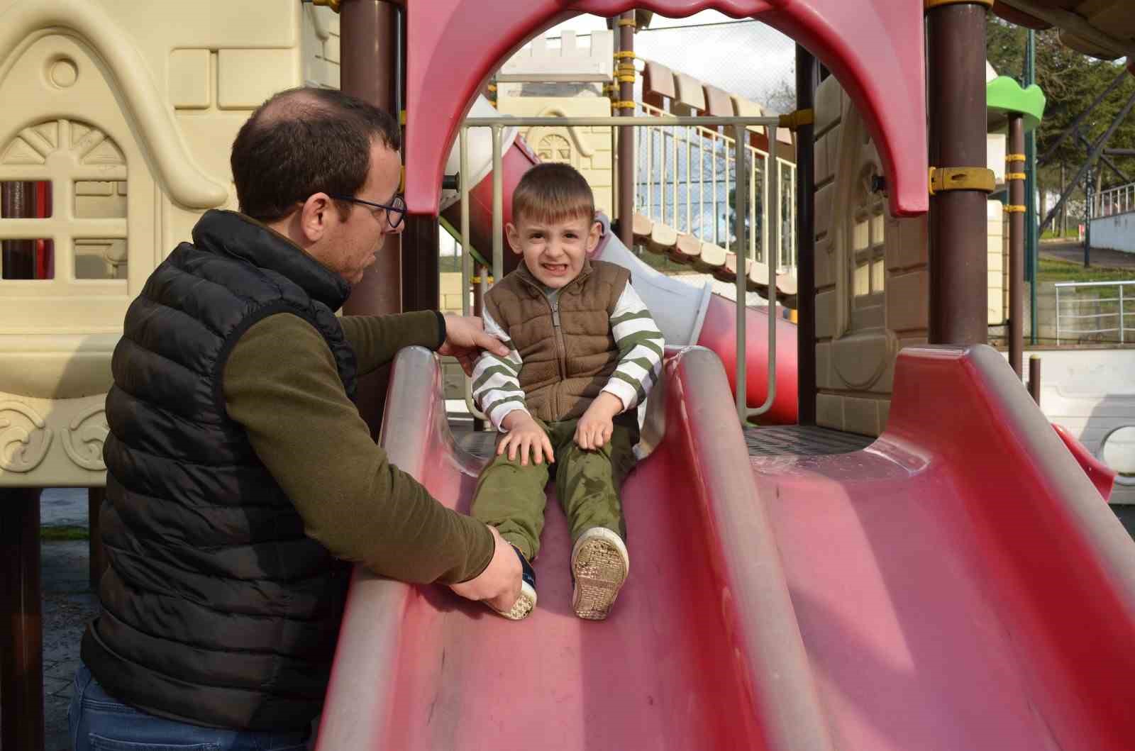 DMD hastası çocuk için toplanan paraları alıp kayıplara karıştı
