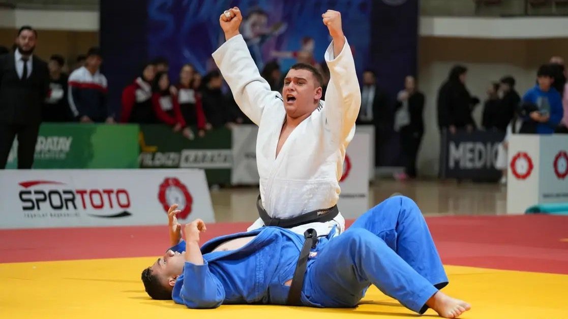 Genç hafız, judoda Galatasaray takımına girdi