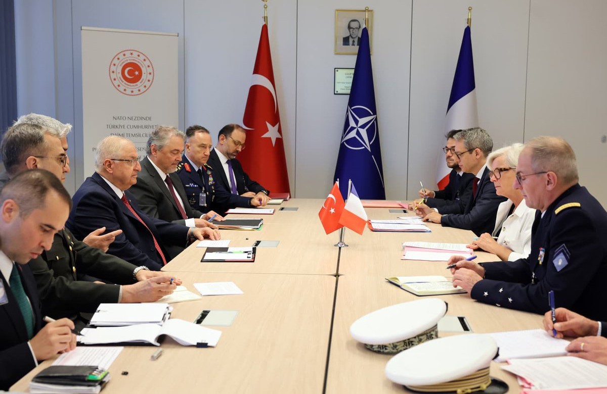 Bakan Güler, Fransa Ordular Bakanı Vautrin ile görüştü