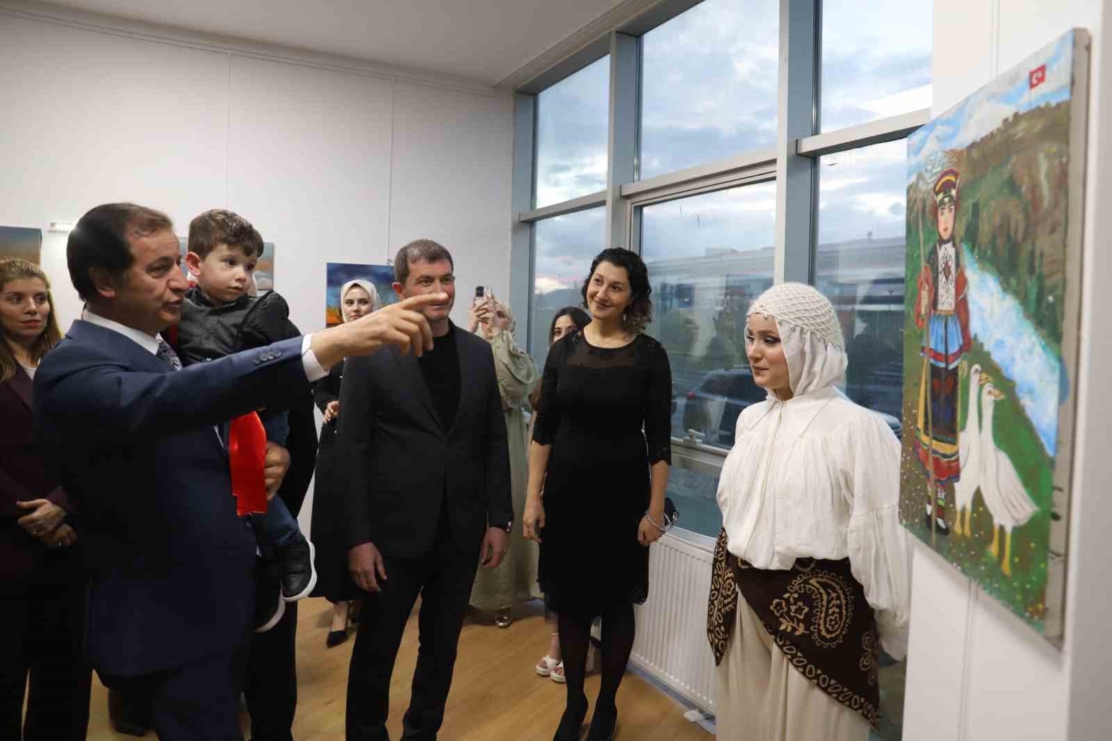 Kür Nehri’nin kadim hafızası sanatın estetiğiyle buluştu: ARÜ’de "Kültür Nehri Kür" esintisi