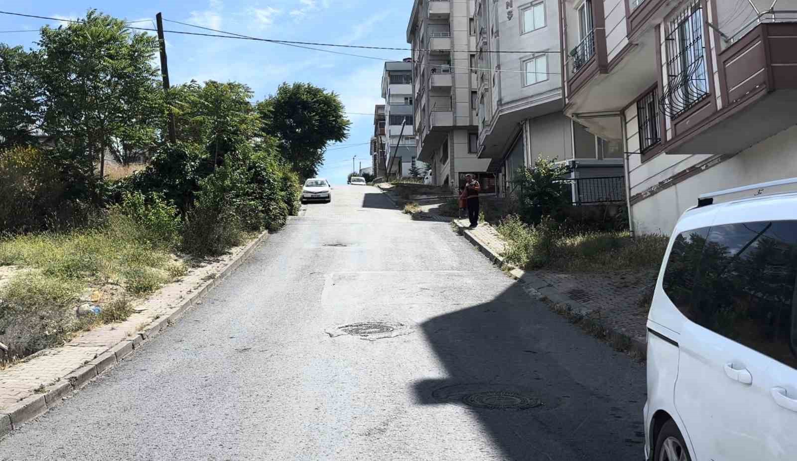 7 yaşındaki çocuk aracın altında kaldı, ayağa kalkıp koşarak evine gitti