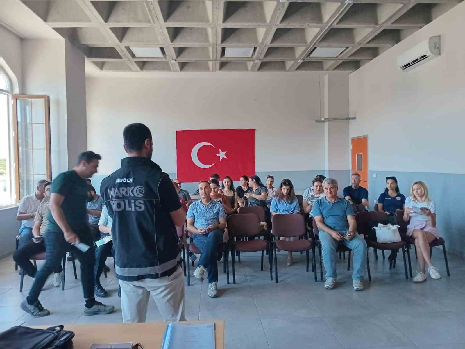 Datça’da uyuşturucuyla mücadele ve işaret dili alanında farkındalık çalışmaları