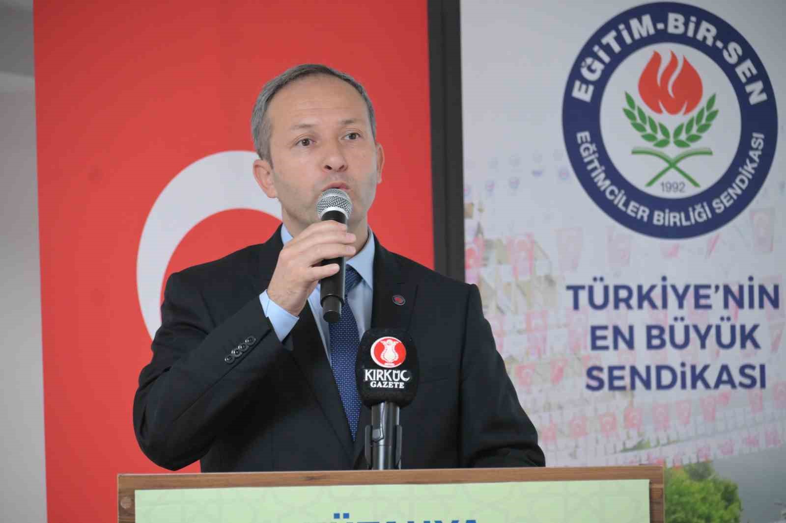 Kütahya’da "Kitap Okuma ve Kompozisyon Yarışması"nda ödüller sahiplerini buldu