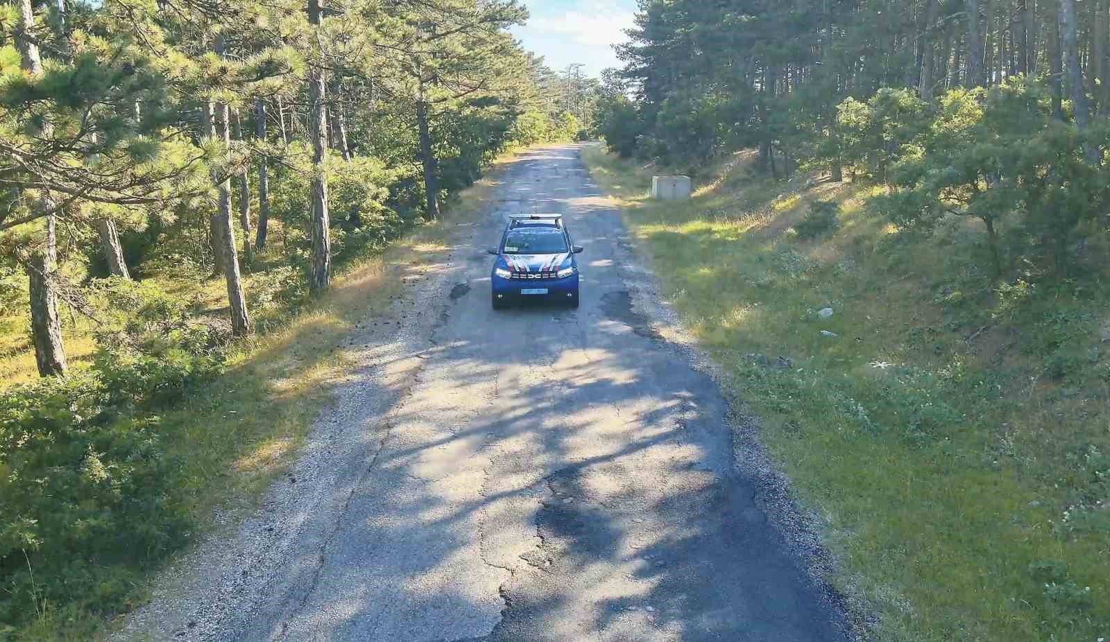 Çanakkale’de orman yangınlarına karşı jandarma ekipleri sahada