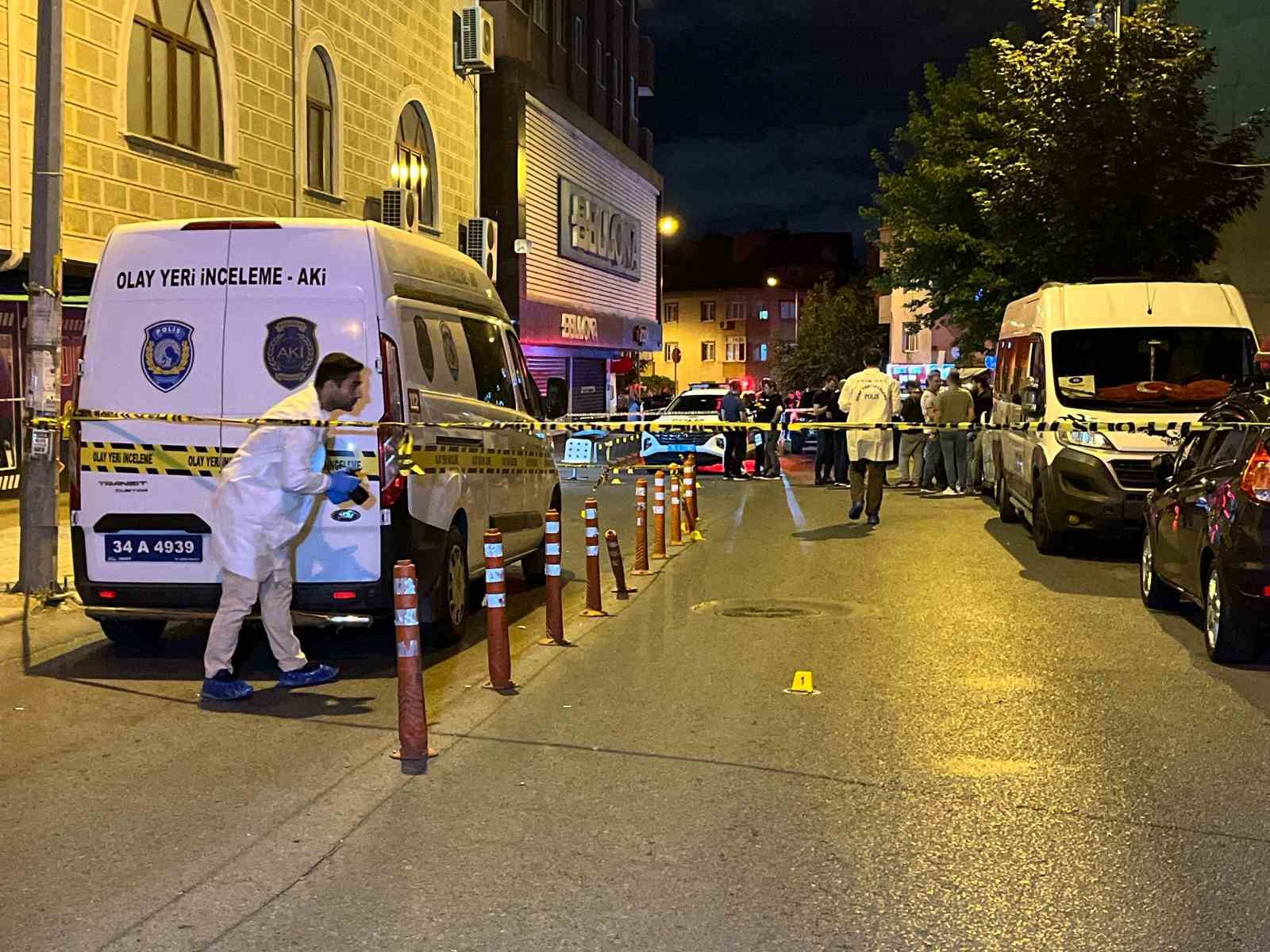 Eyüpsultan’da motosikletli şüphelilerden silahlı saldırı: 1 yaralı