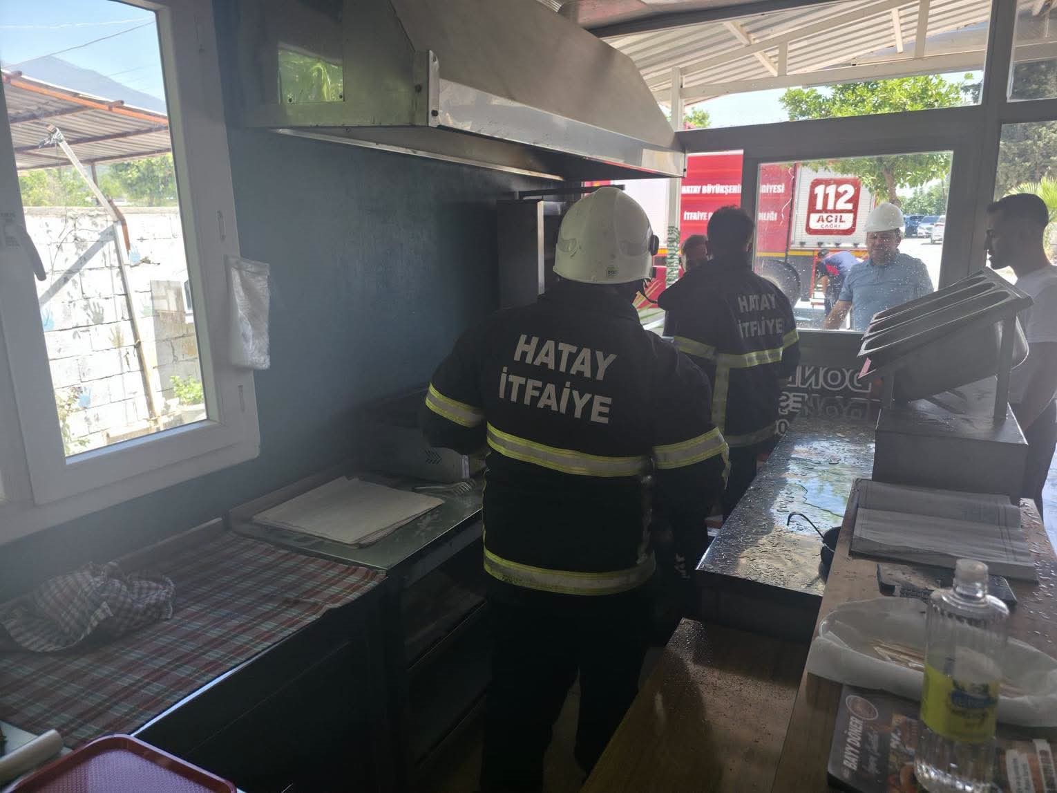 Hassa’da dönercide korkutan yangın