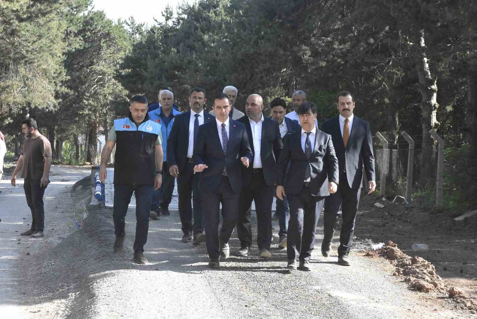 Bitlis’te kırsal kalkınmaya asfalt desteği