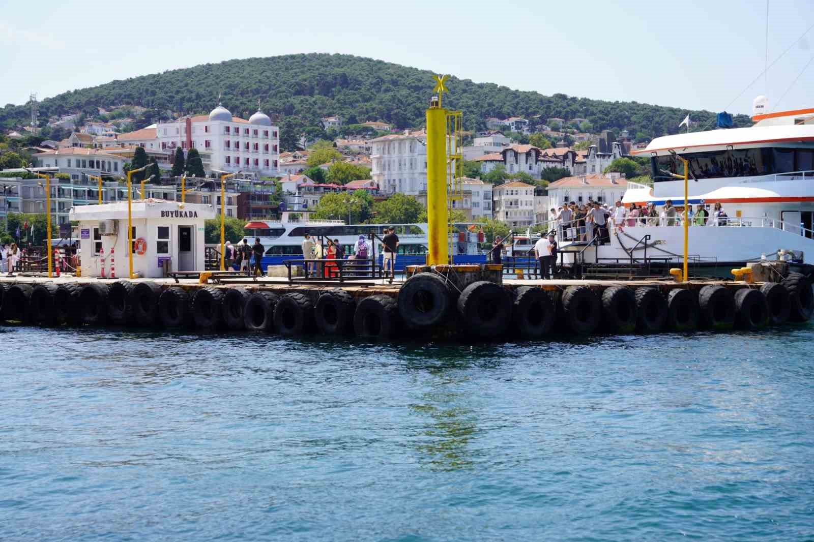 Mehtap turları ve Büyükada seferleri başlıyor