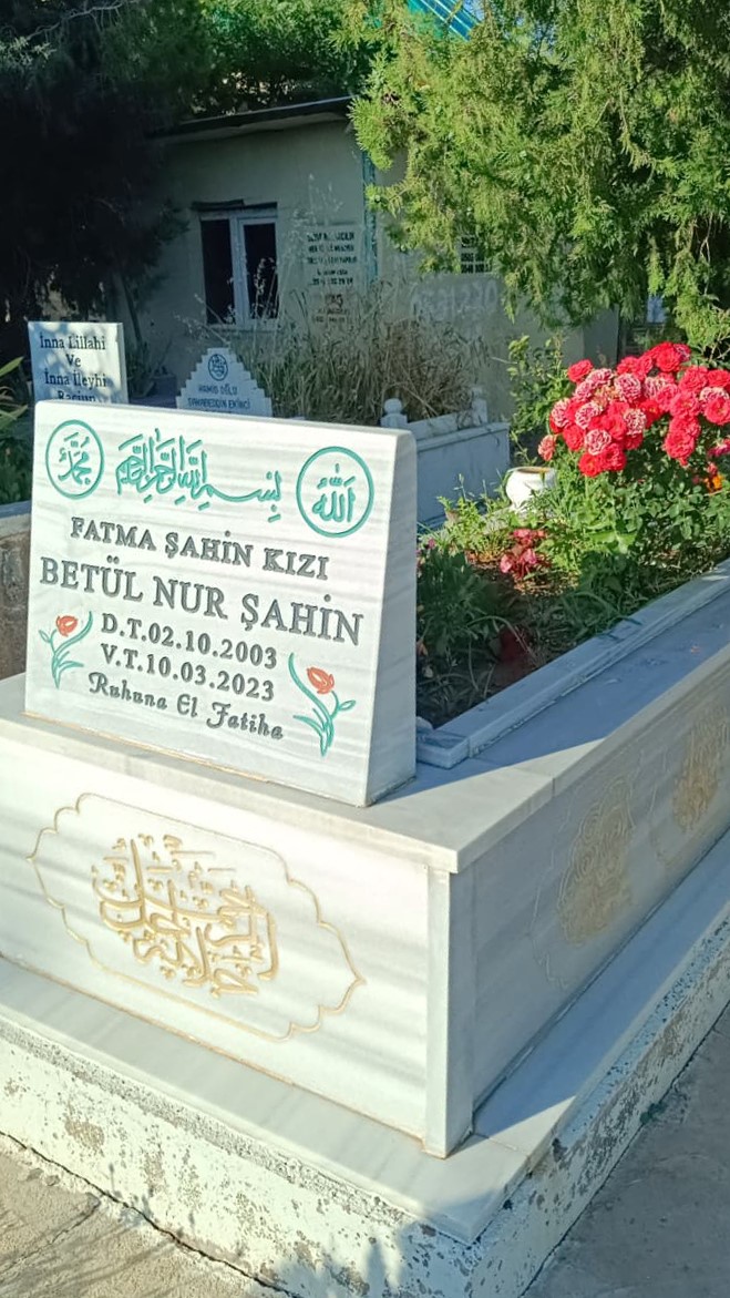 Diyarbakır’da ilginç boşanma: Kadının halay çekmesine erkek bağlama çalarak cevap verdi