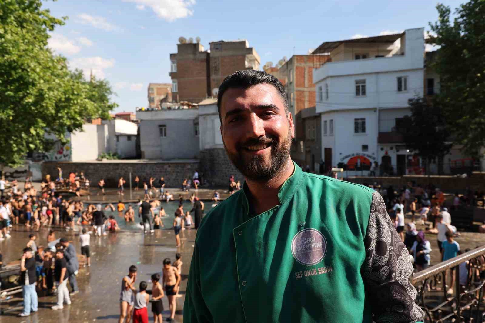 Havuzdan çıkan çocuklara ciğer sürprizi