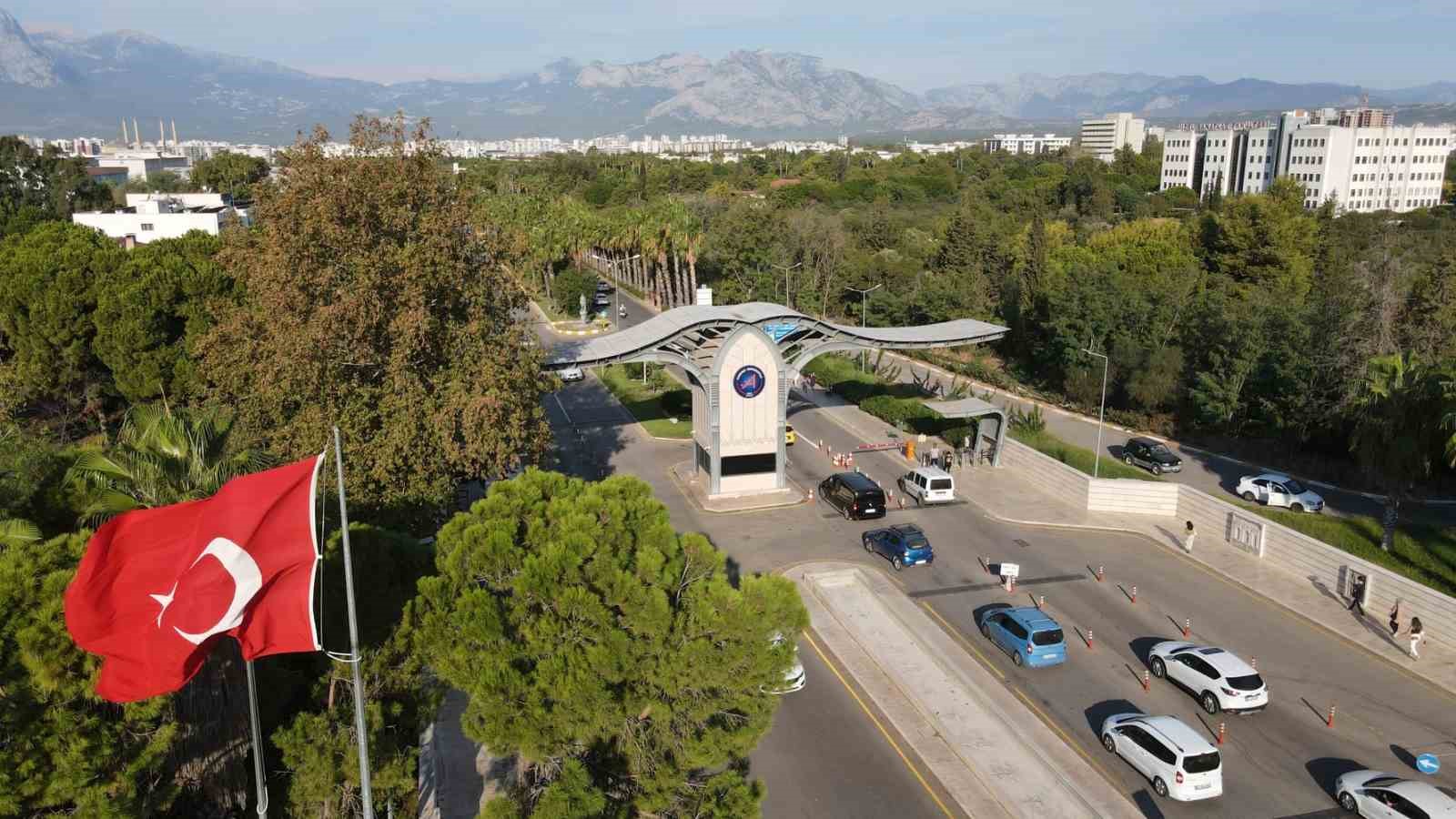 Akdeniz Üniversitesi dünyanın en iyileri arasında