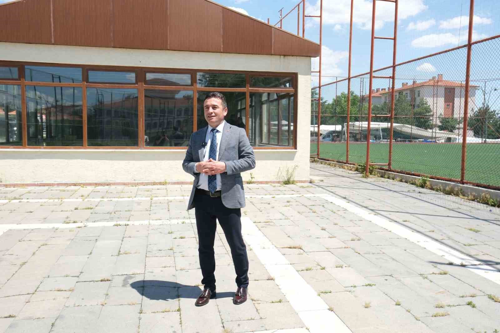 Spor kompleksi yenileniyor