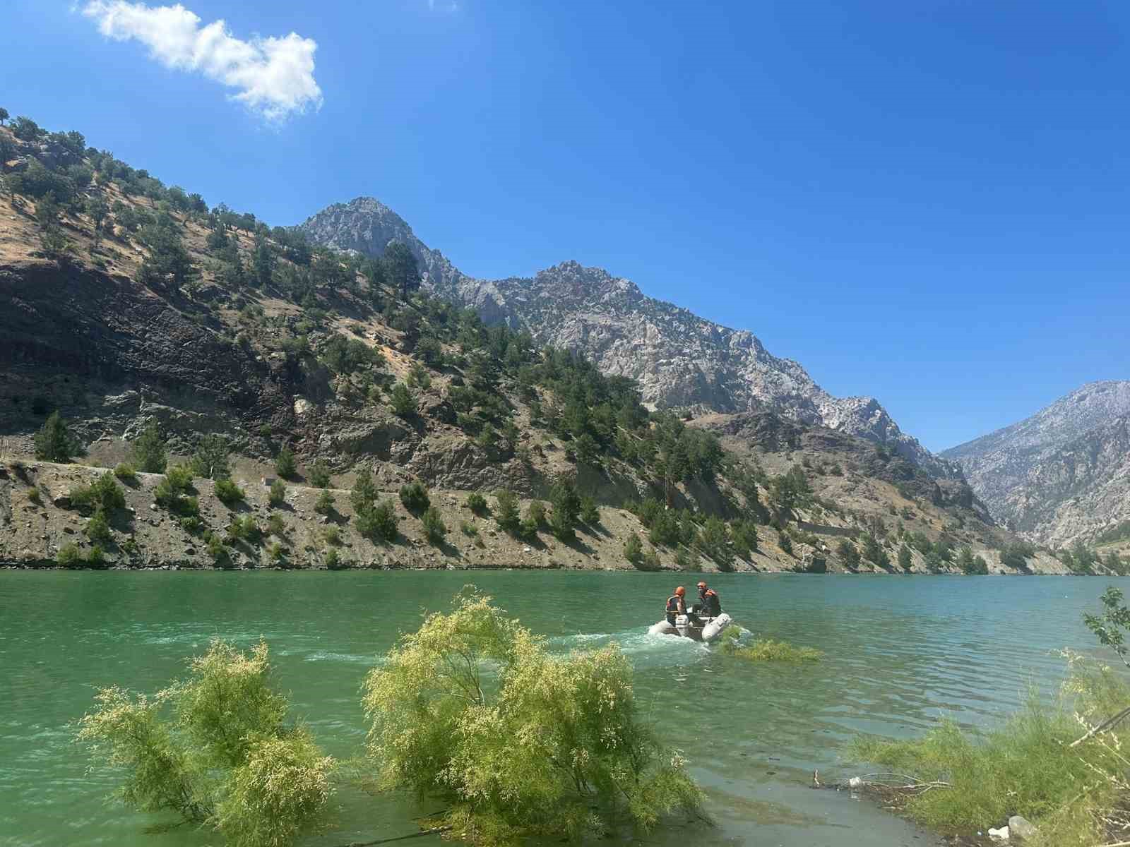 Kahramanmaraş’ta nehirde kaybolan vatandaşı arama çalışmaları sürüyor