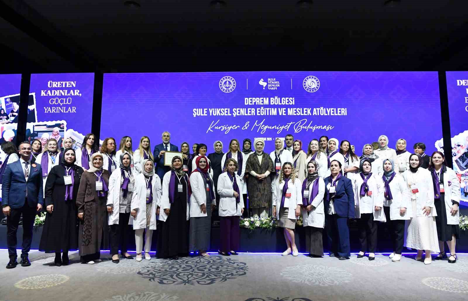 Emine Erdoğan: "Kadınların ekonomik hayata katılması, afet sonrası toparlanma döneminde büyük öneme sahiptir"