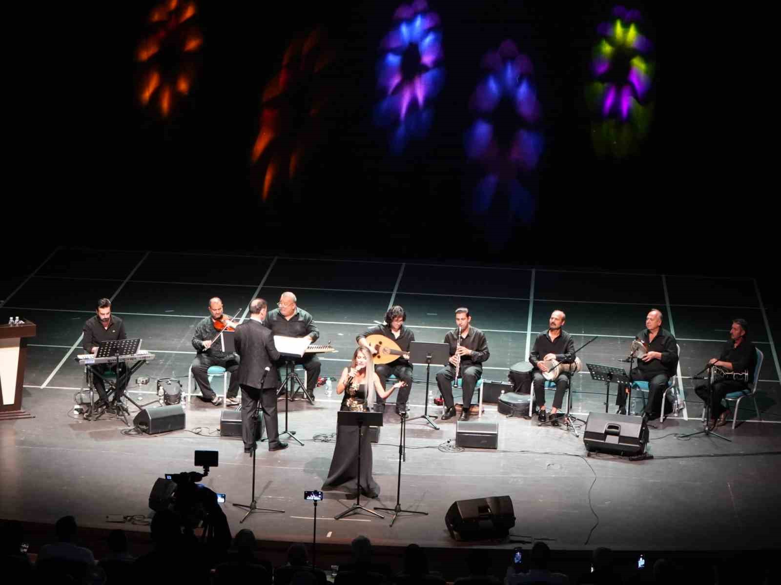Tekirdağ’da Türk musikisi rüzgarı esti: "Bir Gönül Yolculuğu" sanatseverlerle buluştu