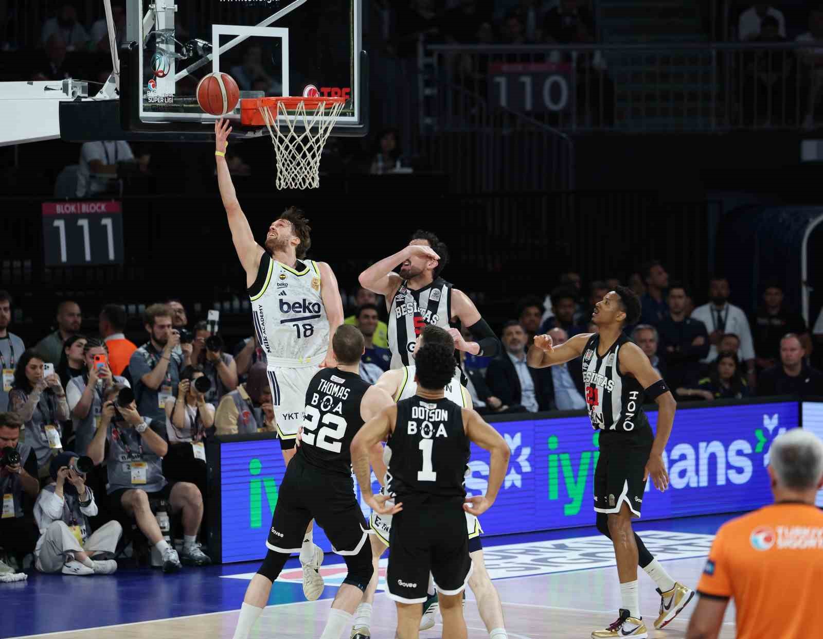 Basketbol Süper Ligi’nde şampiyon Fenerbahçe
