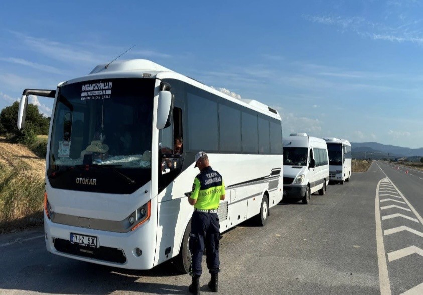 Çanakkale’de jandarma 4 bin 576 araç denetledi