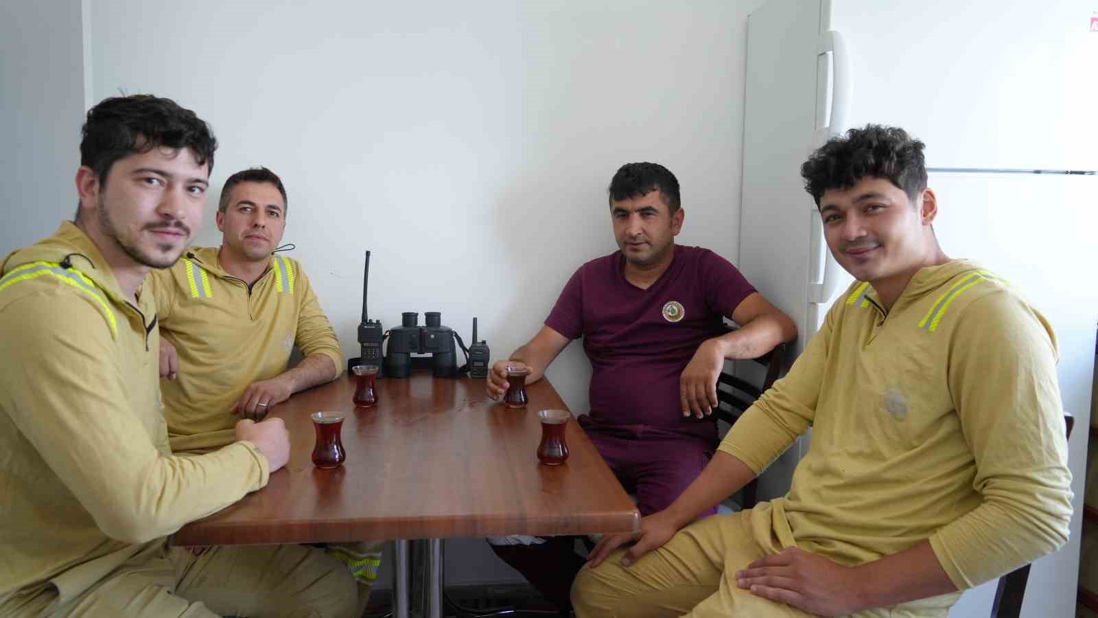 Türkiye’nin orman nöbeti başladı: 2020 rakımdaki kulede 7/24 nöbet tutuluyor