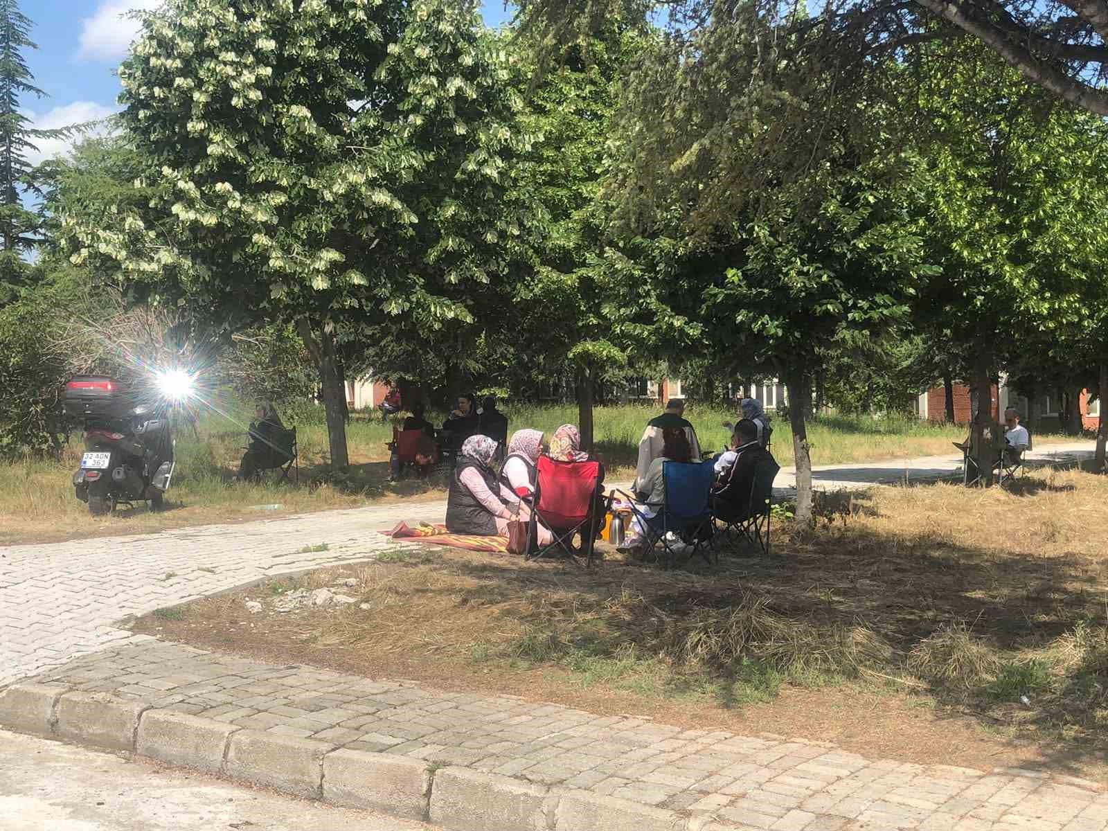 Isparta’da 21 bin 762 öğrenci üniversite hayali için sınavda ter döktü