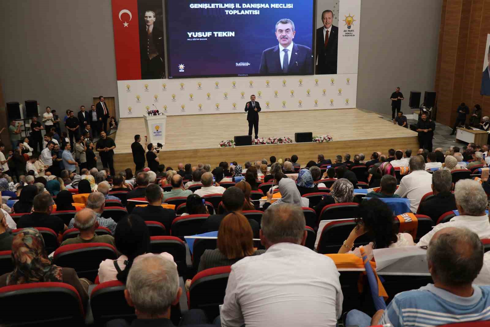 Milli Eğitim Bakanı Tekin, Ecevit dönemindeki mektuplarla yeni ve eski Türkiye’yi karşılaştırdı