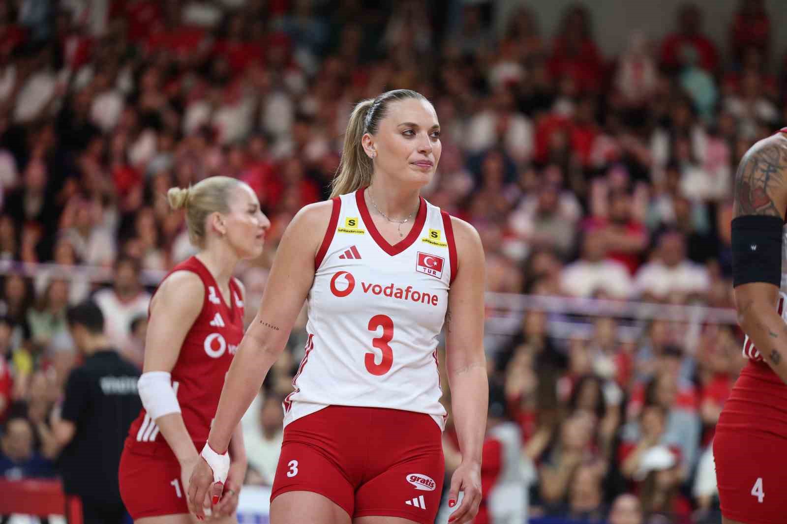 A Milli Kadın Voleybol Takımı, Almanya’yı 3-2 mağlup etti