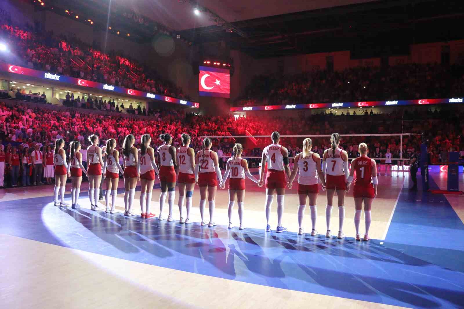 A Milli Kadın Voleybol Takımı, Almanya’yı 3-2 mağlup etti