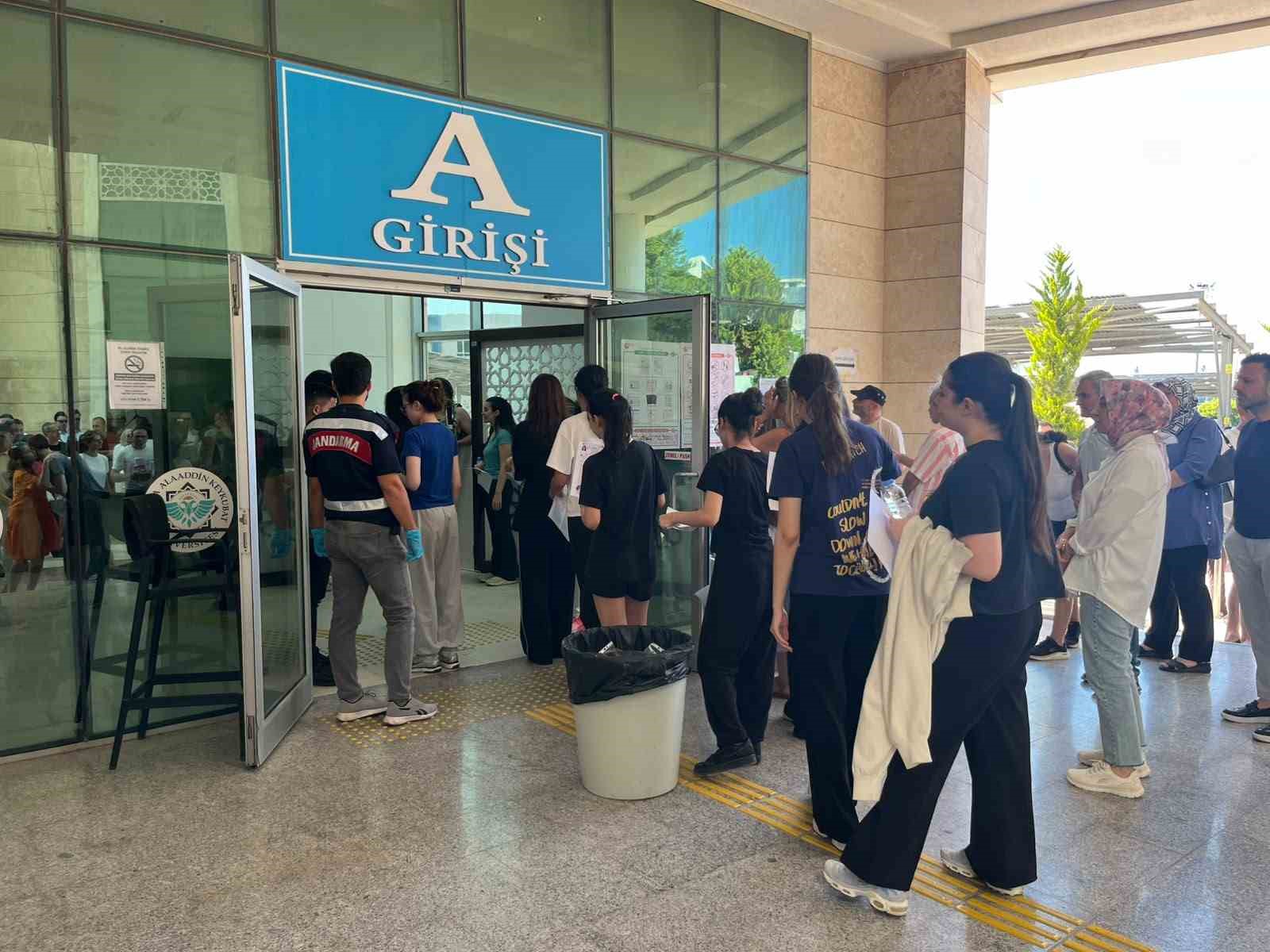 Alanya’da 5 bin 994 öğrenci AYT heyecanı yaşıyor