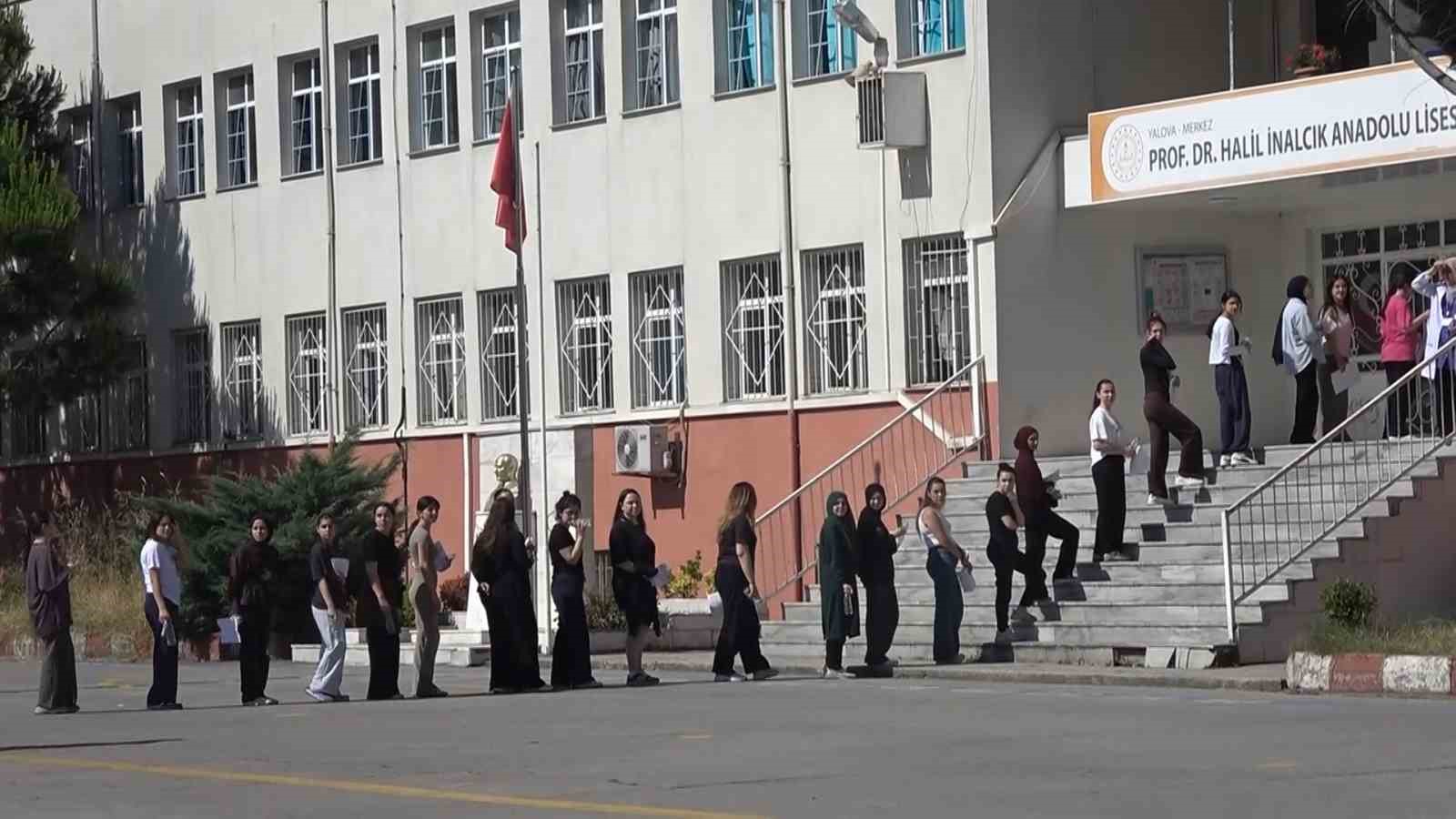 Yalova’da YKS heyecanı