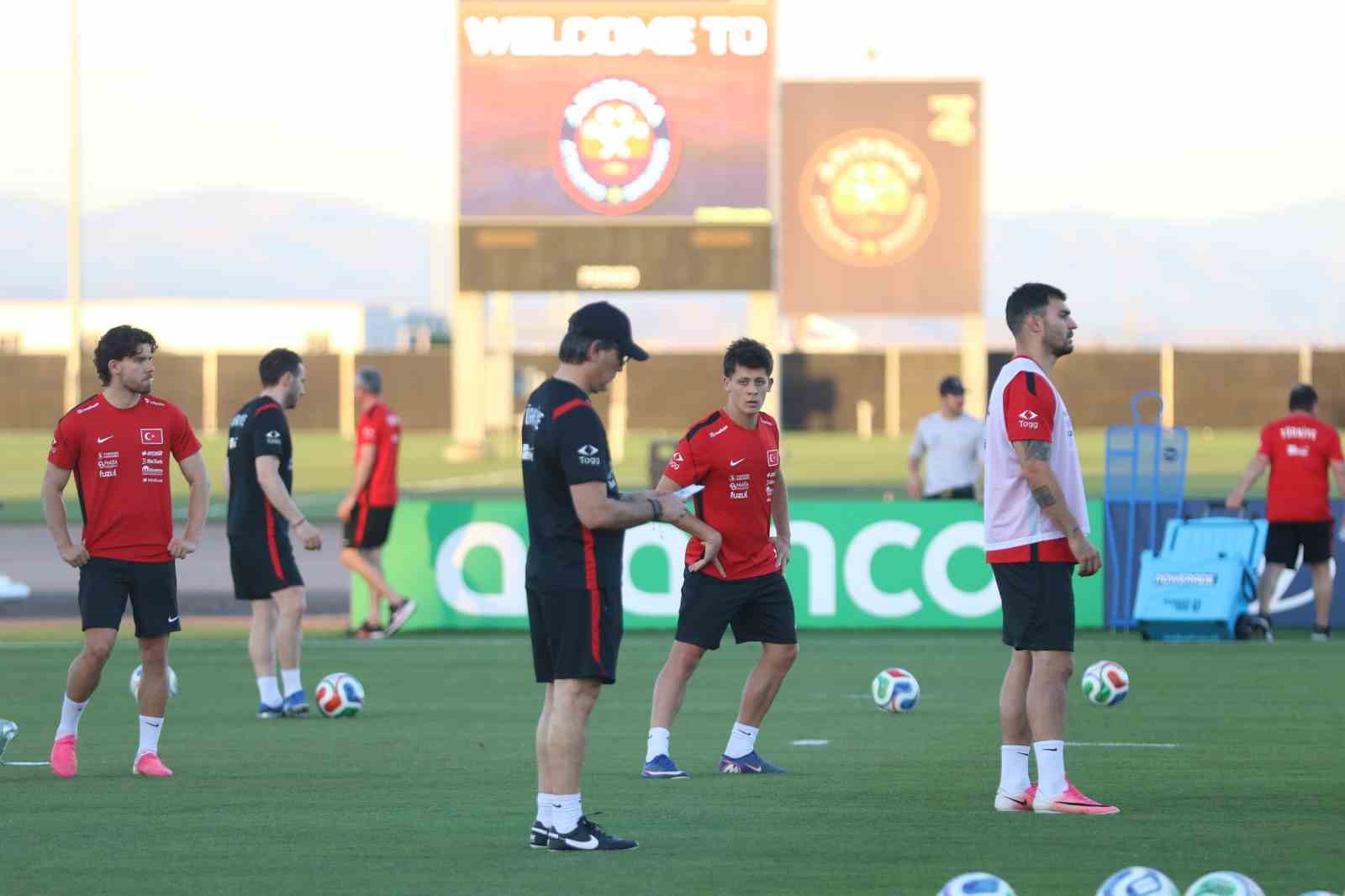 A Milli Futbol Takımı’nda ABD maçının hazırlıkları başladı