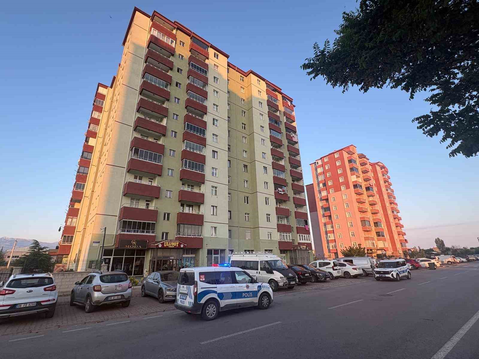 Kayseri’de bir kişi babası tarafından evde ölü bulundu