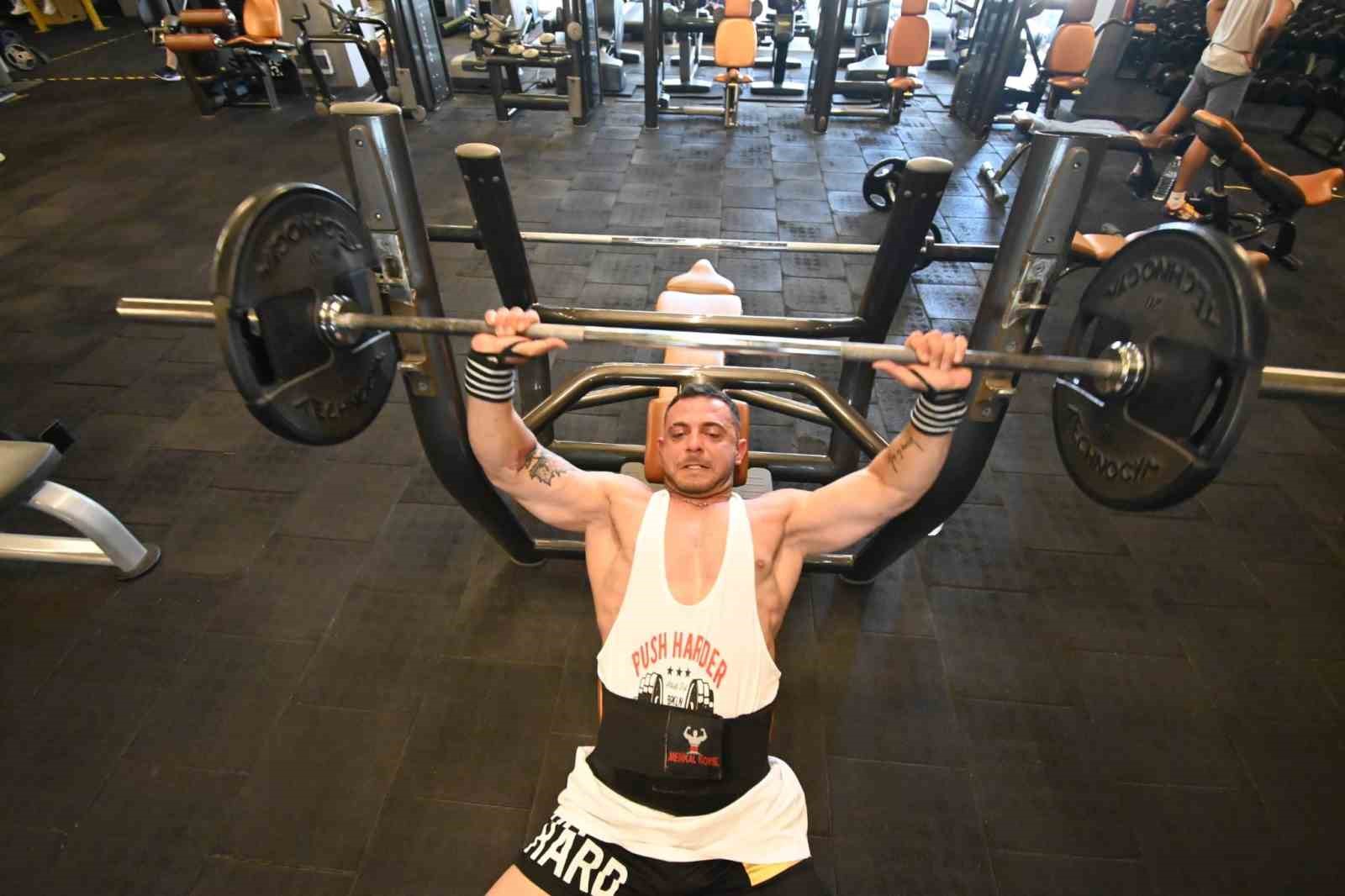 Şampiyonluk için 2 ayda 14 kilo verecek